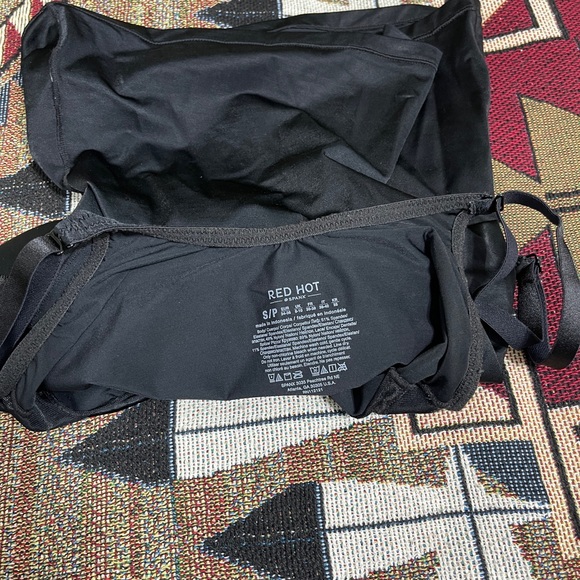 Spanx Red Hot Cami Bust Support Tank Shapewear Adjustable and Crossover Option - Picture 3 of 4